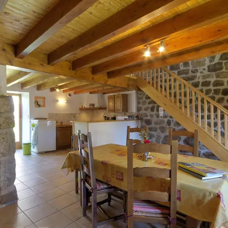 De Charme Avec Cheminee, Wifi Inclus - Fr-1-496-96 Burdignes